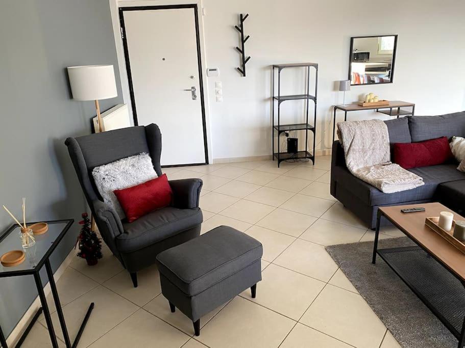 Spacious And Sunkissed 3Br & 2 Bathrooms Apartment 아테네 외부 사진